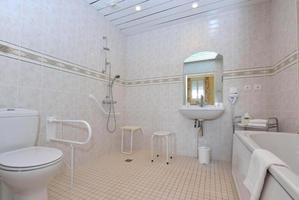 Hotel Castel Jeanson Ay-Champagne Zimmer foto